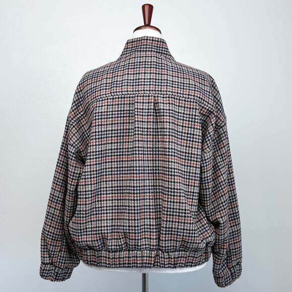 Old Navy Autumn Houndstooth Plaid Snap Front Bomber Jacket - Picture 8 of 10